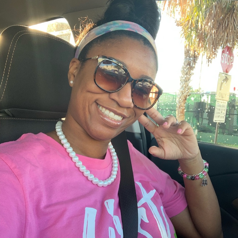 Meet your Posher, Candice